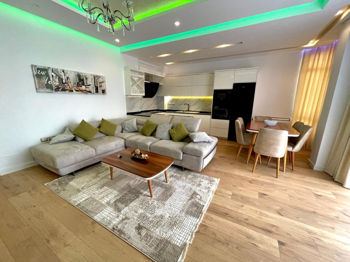 Queen'S Luxury Apartments Lake Tirana Exterior photo