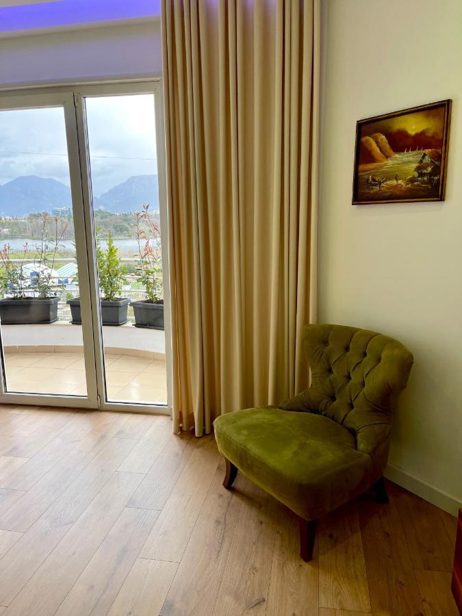 Queen'S Luxury Apartments Lake Tirana Exterior photo