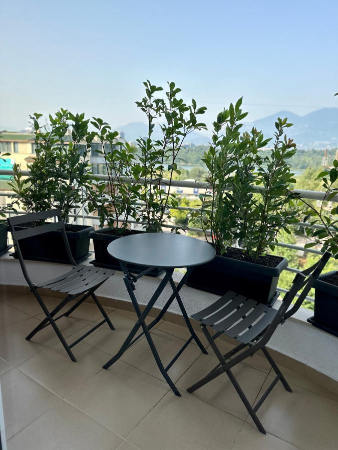 Queen'S Luxury Apartments Lake Tirana Exterior photo